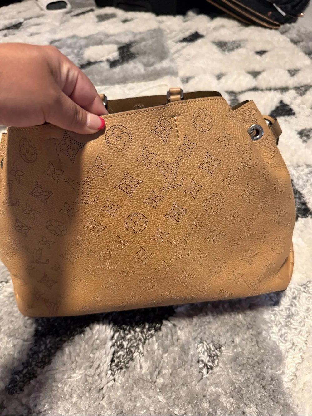 Louis Vuitton Tan Leather Bucket Tote with Silver Hardware